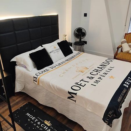 Gran Reserva Suites Centro Alojamiento Entero 洛格罗尼奥 外观 照片