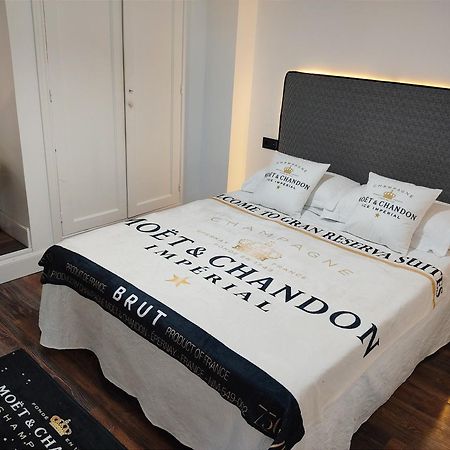 Gran Reserva Suites Centro Alojamiento Entero 洛格罗尼奥 外观 照片
